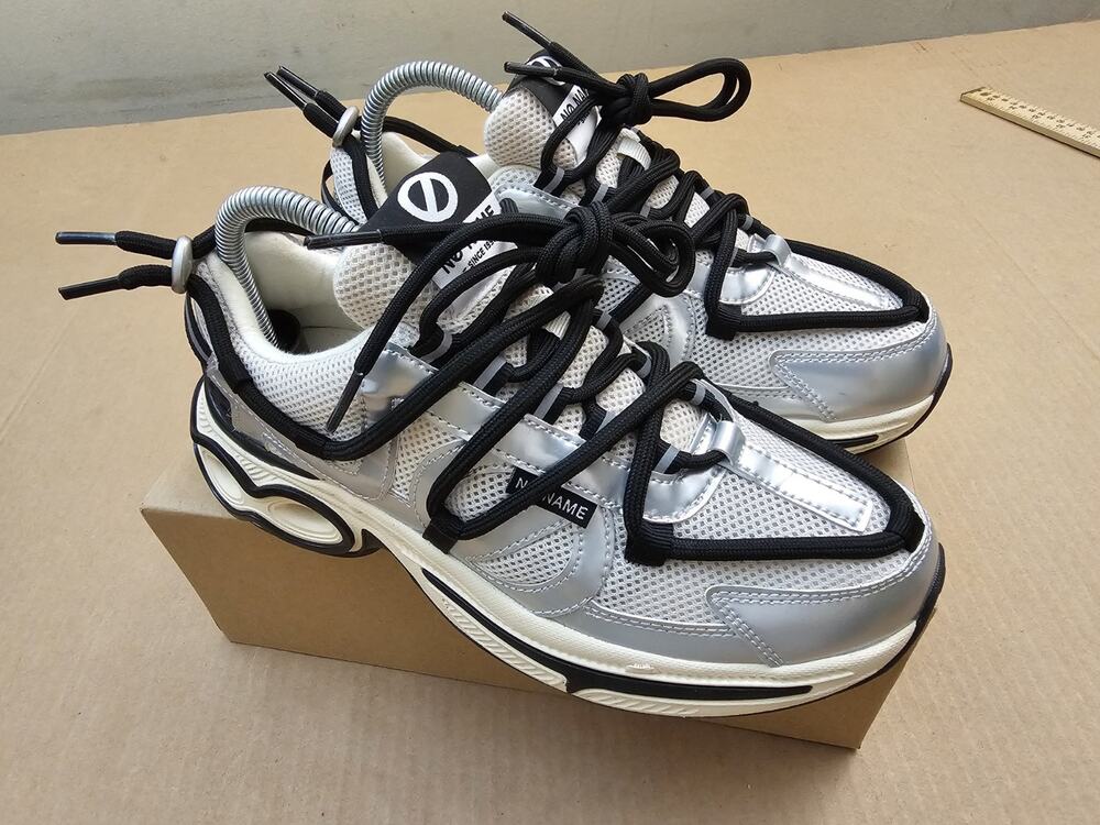 NO NAME - SNEAKER Willo Runner Women's Size 8.5 Ivory, silver, black Shoes